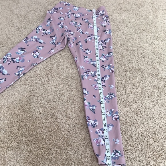 BEYOND YOGA Size M Olympus floral leggings - Picture 6 of 8
